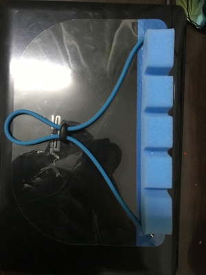 防風安全ハンドシールドのゆとりフリップ バイザーの盾のしぶきのウイルスは防水します サプライヤー